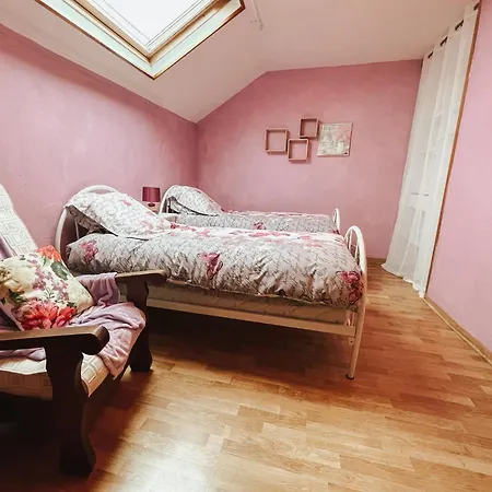 Le Clos De Vitermont Bed & Breakfast Englebelmer